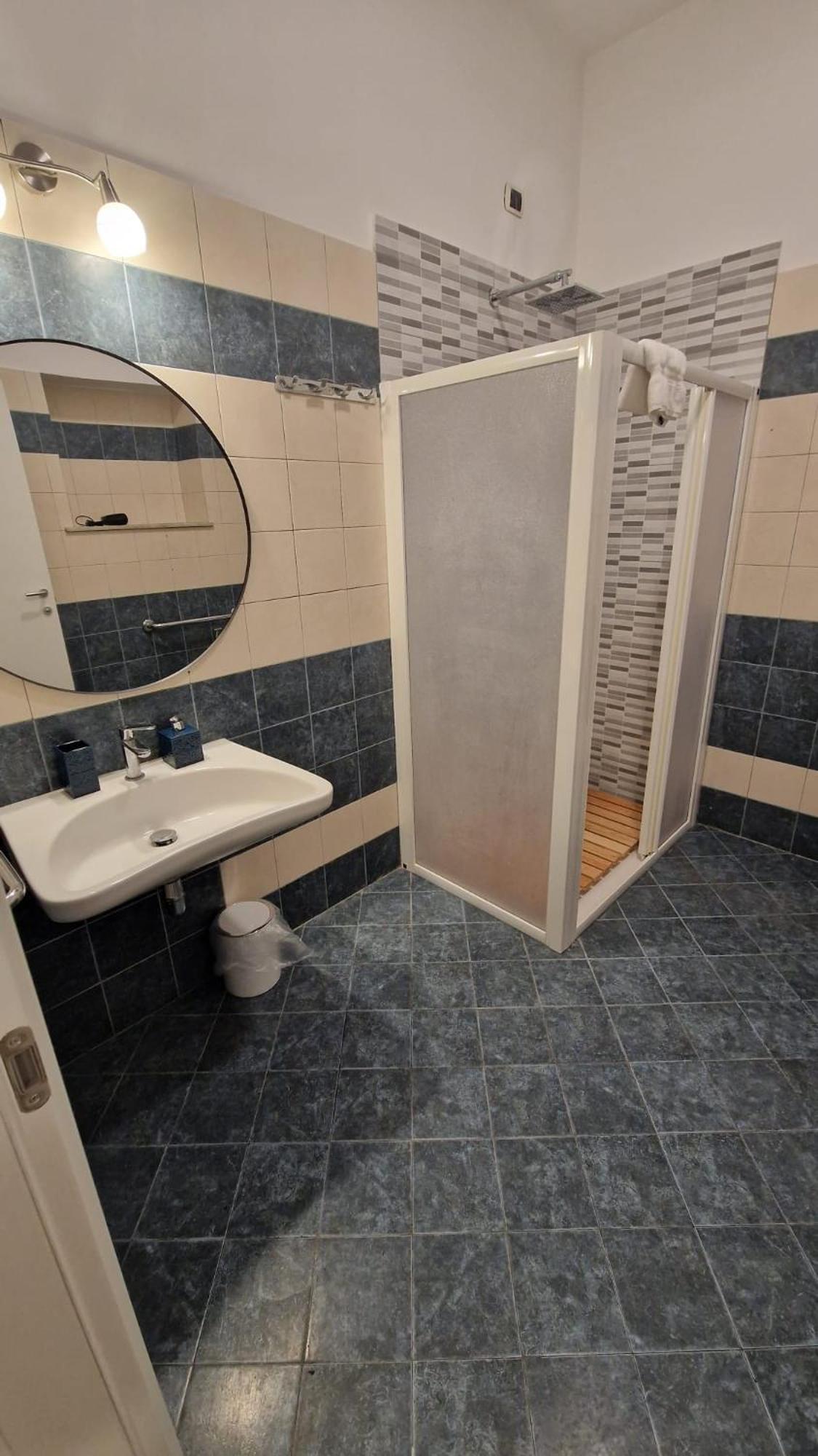 4Rooms In Рим Экстерьер фото